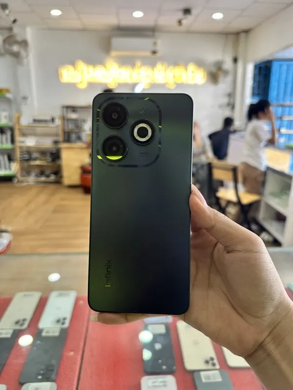 Infinix Smart8