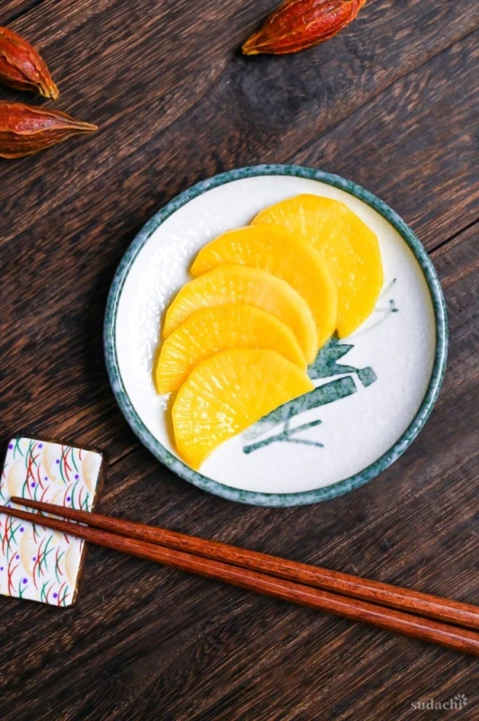 ថែមជ្រក់ឆៃថាវលឿង